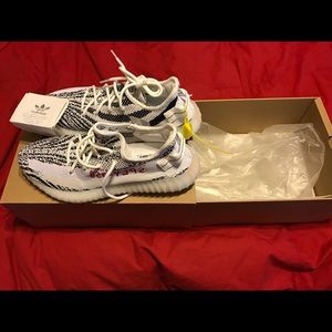 Yeezy Zebras (UA) - Never worn